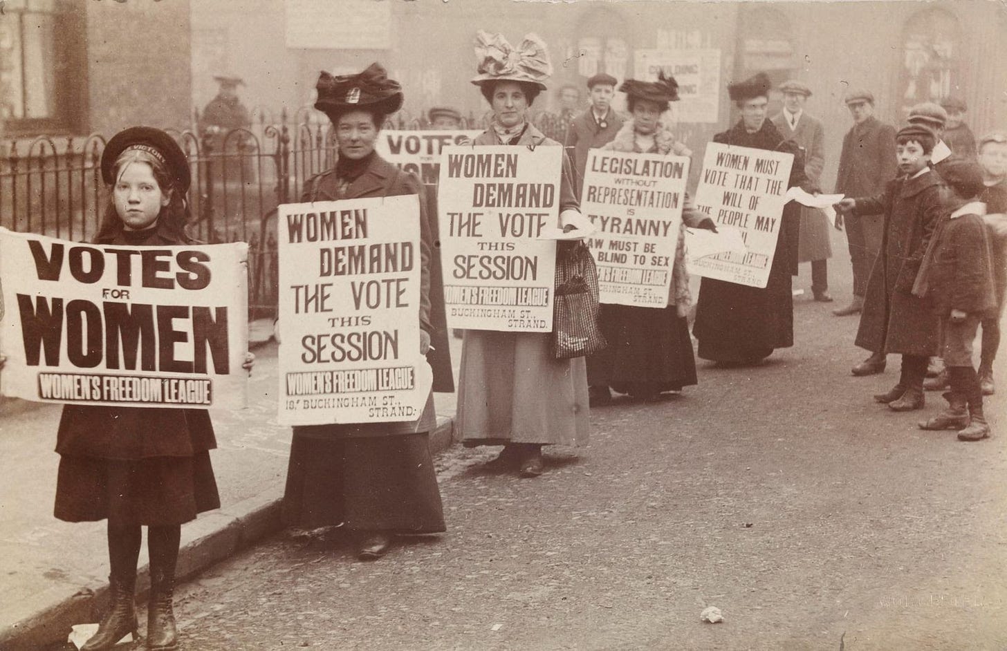 Stories of Forgotten Suffragettes Come Alive in New Exhibition | Smart News | Smithsonian Magazine Stories of Forgotten Suffragettes Come Alive in New Exhibition | Smart News | Smithsonian Magazine
