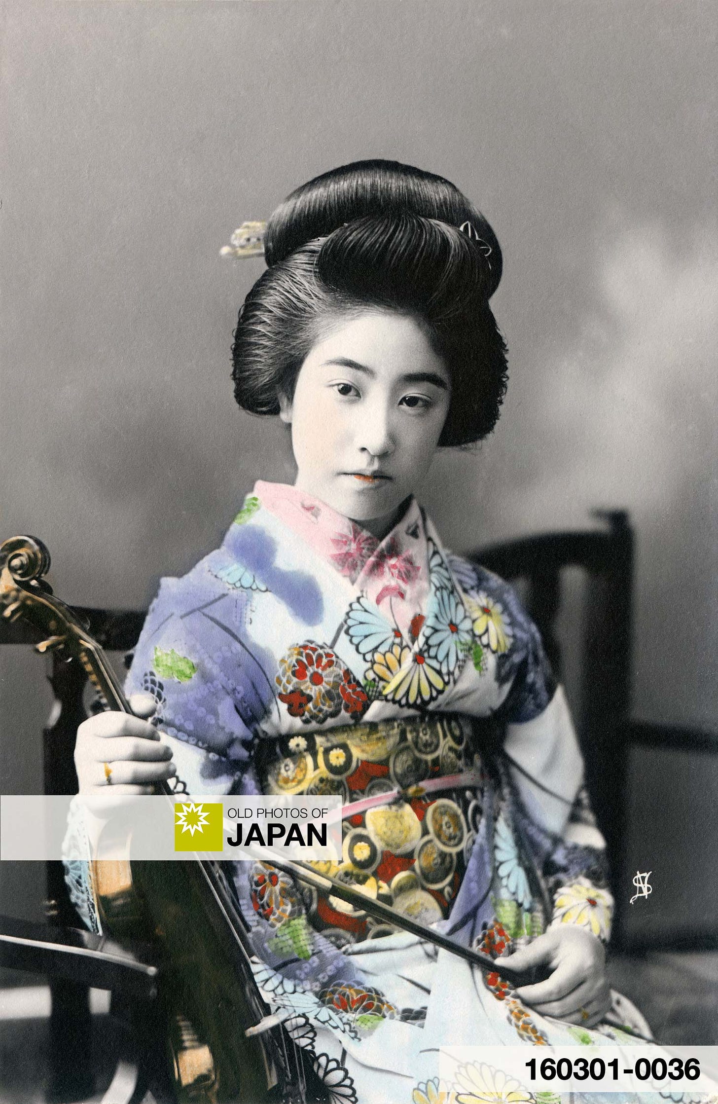 160301-0036 - Geisha with Violin, 1910s