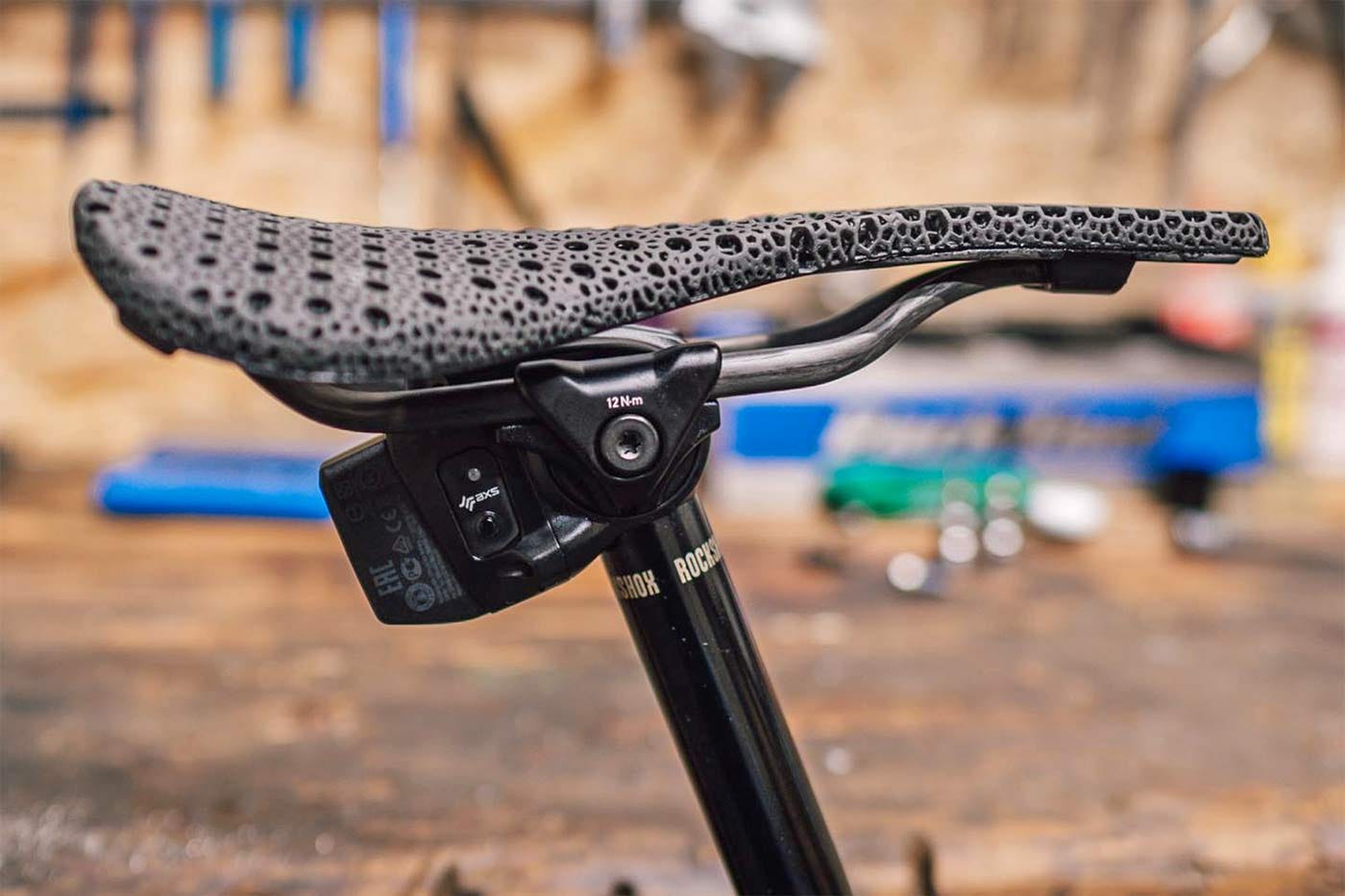 Bjorn Setka world's lightest 3D-printed, padded carbon saddle! - Bikerumor