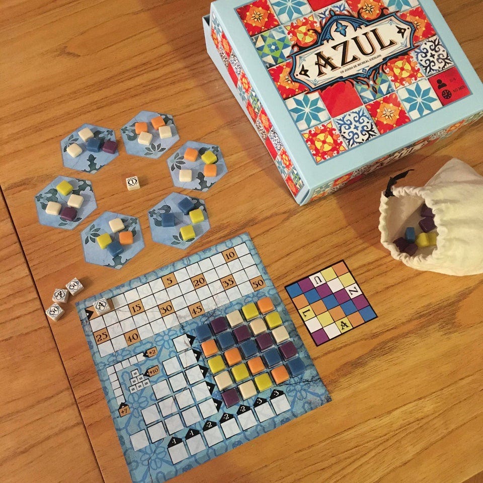 r/boardgames - Azul, a game so good, it needed a travel version. 20x20x5 cm (7x7x2 in).