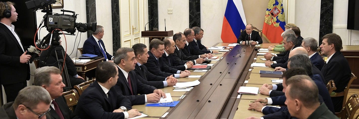 Security Council meeting Vladimir Putin chaired an extended meeting of the Security Council at the Kremlin, October 26, 2017. The participants discussed matters related to the protection of the state information infrastructure and measures on its development.
