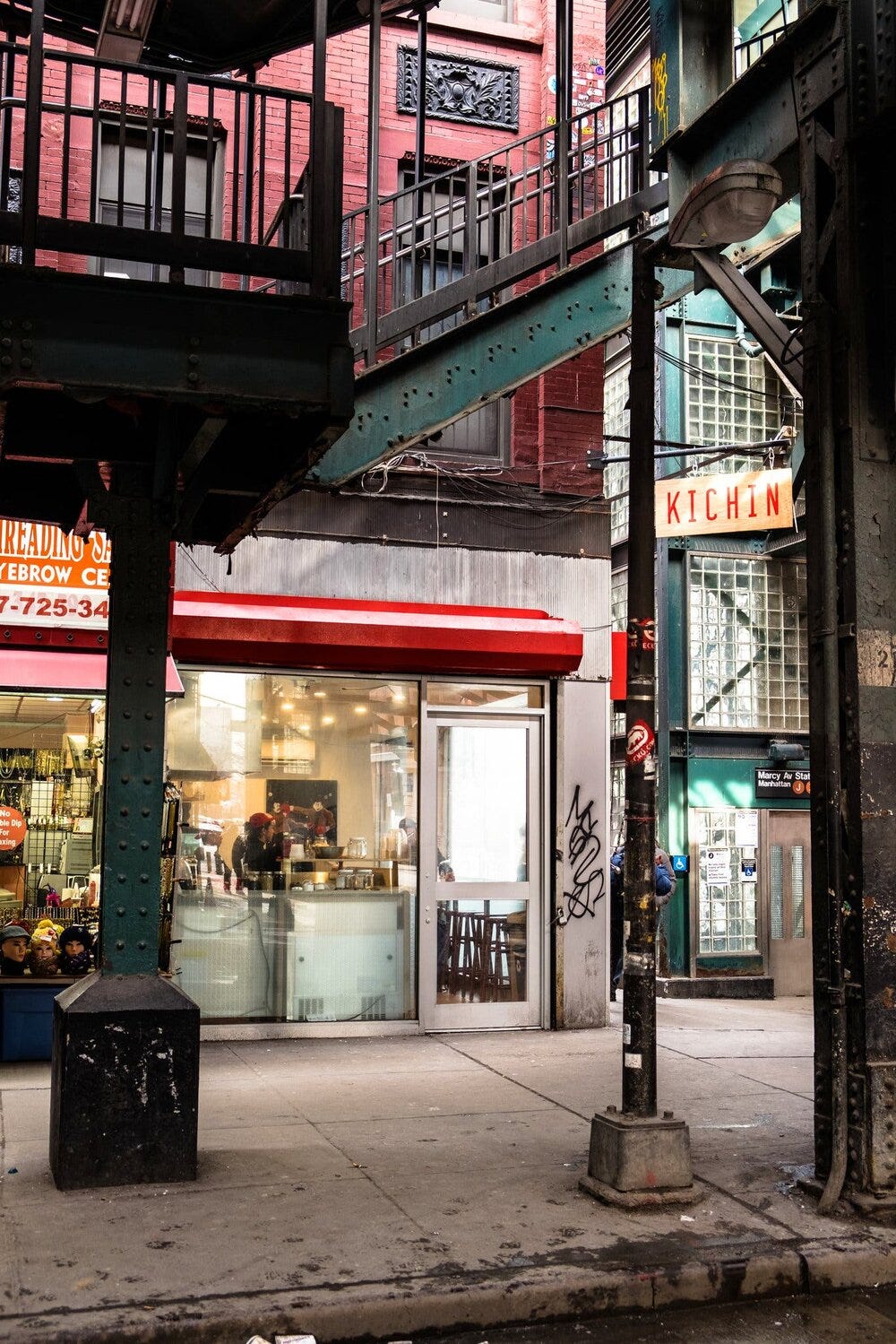 Way back in 2016. In 2020, this space is now a dollar slice shop. (Photo: The New York Times)