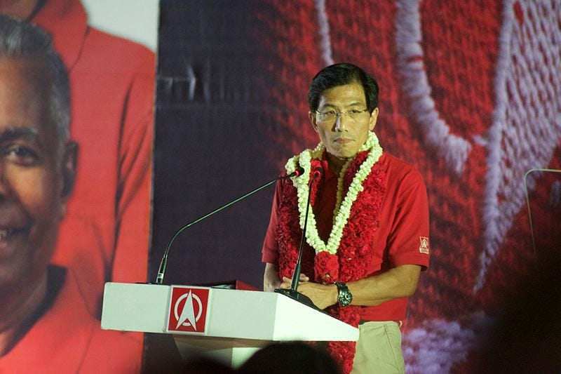File:Chee Soon Juan at a Singapore Democratic Party rally during the 2015 general election - 20150909-02.jpg