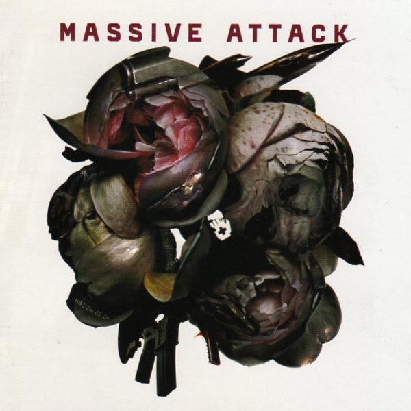 Pochette de disque, Roses dans une enveloppe de métal, Massive Attack, Angleterre