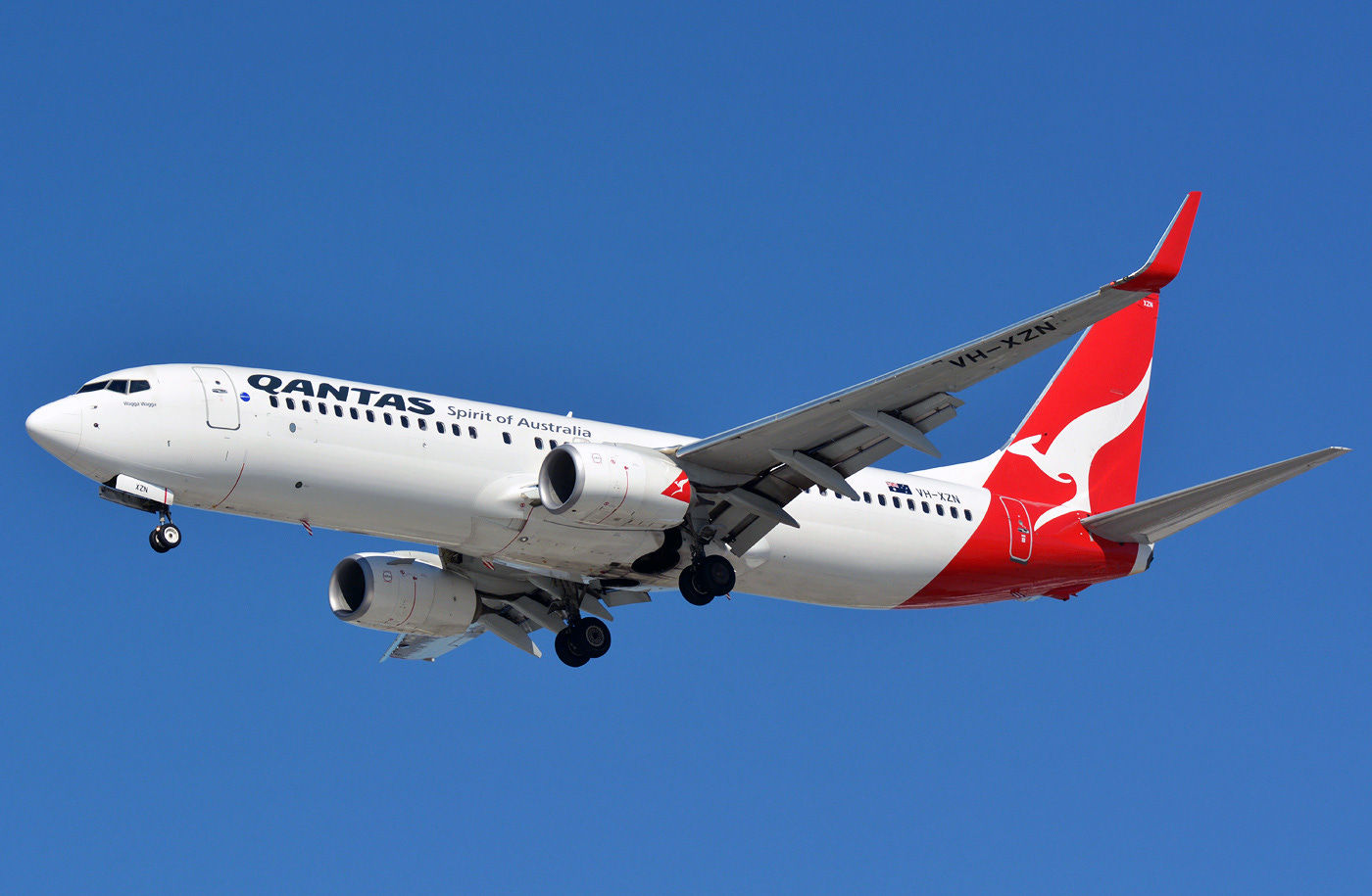 Boeing 737-800 Qantas Airways. Photos and description of the plane