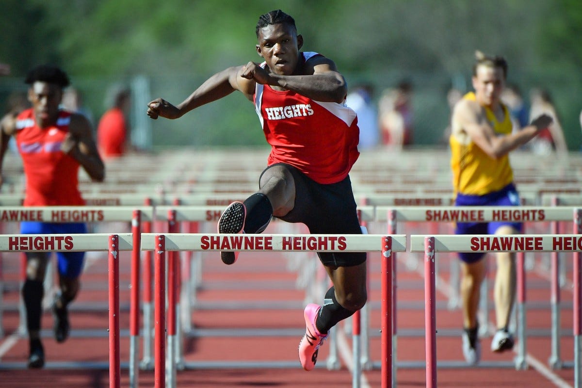 Smith powers Shawnee Heights to team title in Heights invite - Top Sports News - The top sports news from Topeka & Shawnee County Smith powers Shawnee Heights to team title in Heights invite - Top Sports News - The top sports news from Topeka & Shawnee County