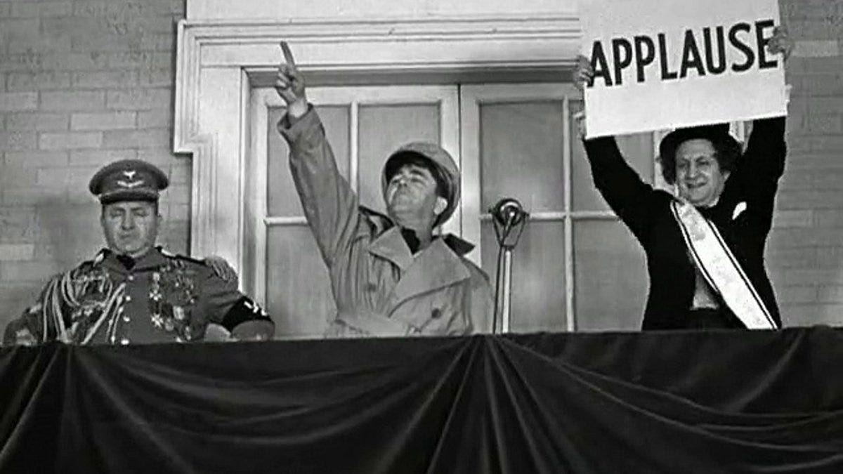 Michael Beschloss on Twitter: "Balcony scene in Three Stooges film 80 years  ago this year: https://t.co/mUTHVLuL7O" / Twitter