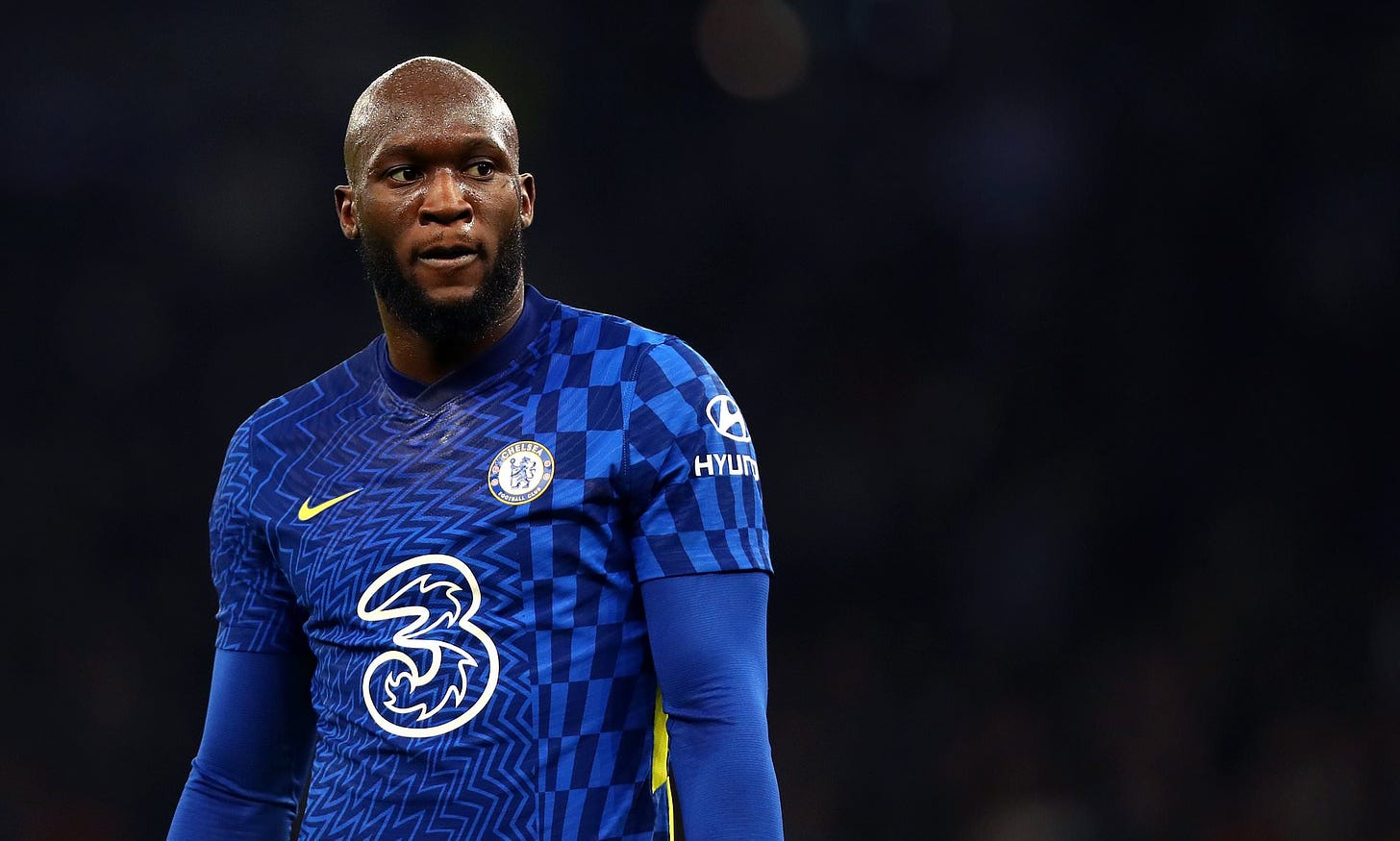 Romelu Lukaku can only leave Chelsea on LOAN with a 'normalised salary'  largely funded by the Blues | Daily Mail Online