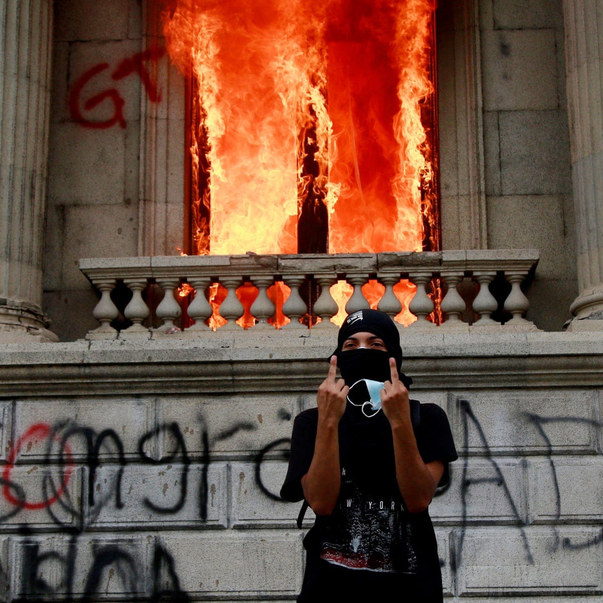Guatemala protesters set congress on fire during budget protests | World  news | The Guardian