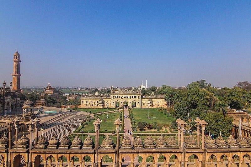 File:Bara Imambara bird view.jpg