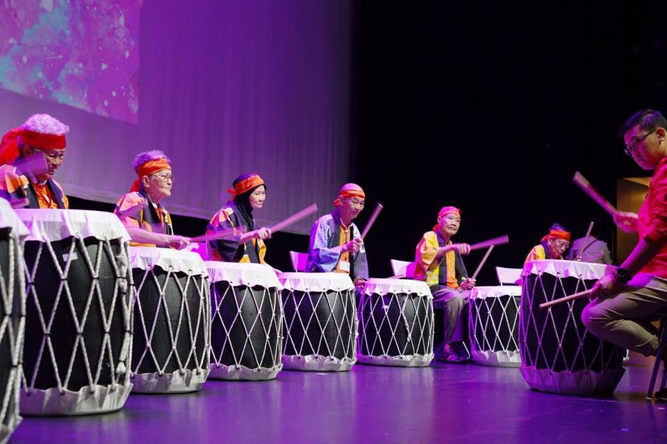 taiko drumming