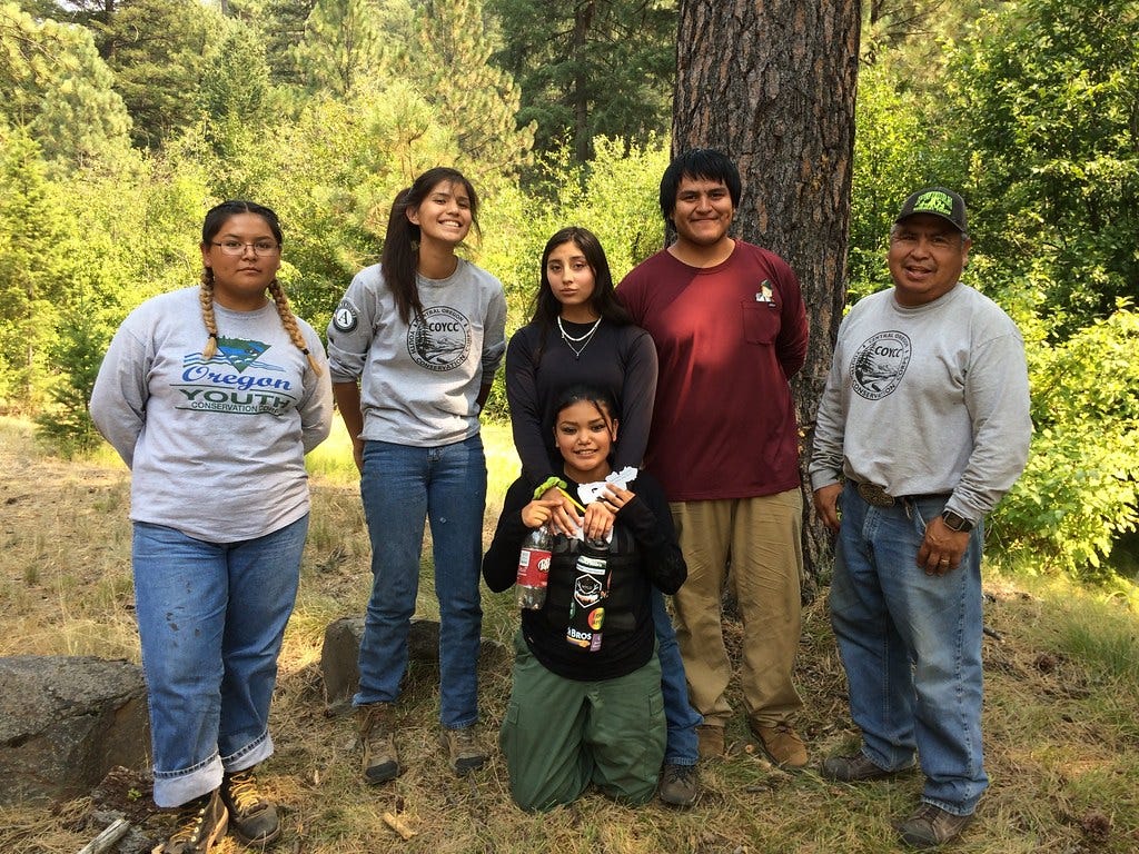 Butch David, crew leader, and the 2018 Warm Springs Youth Conservation Corps Crew, Ochoco NF and Crooked River National Grassland