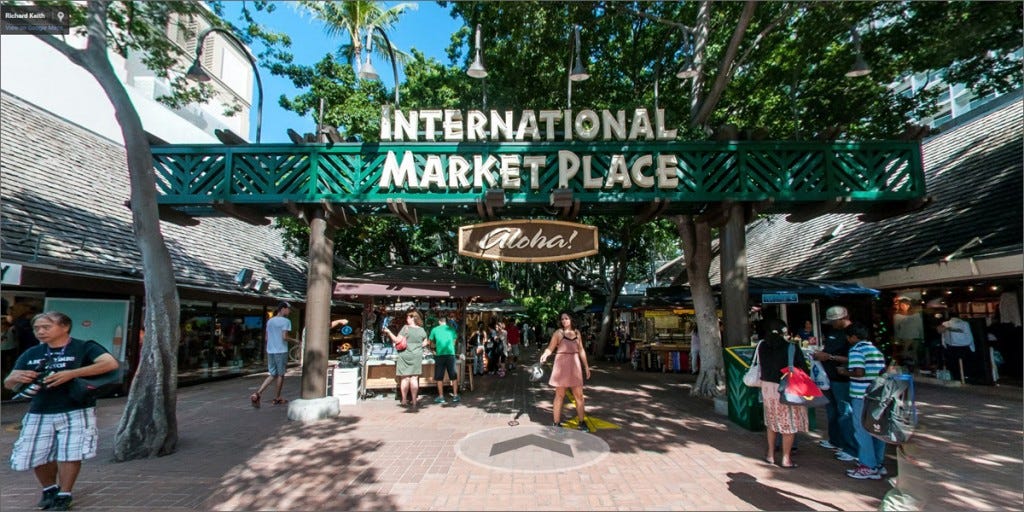 hawaiiholo-internationalmarketplace