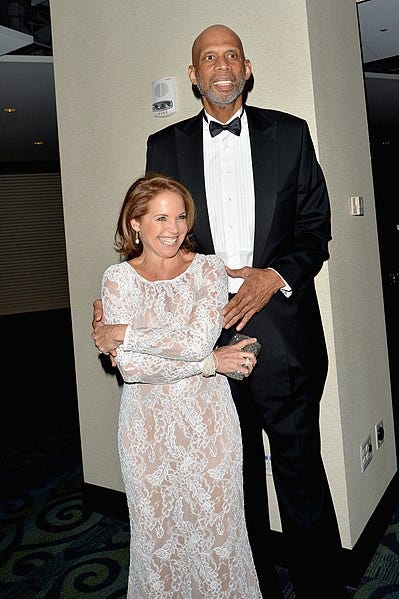 File:Couric and Abdul-Jabbar at Pre-White House Correspondents' Dinner Reception Pre-Party - 13927307878.jpg