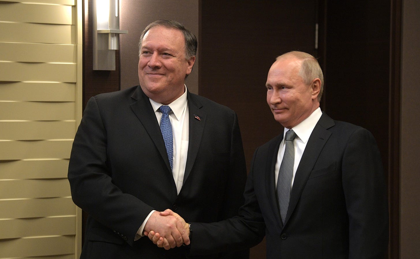 File:Vladimir Putin and Mike Pompeo (2019-05-14) 02.jpg - Wikipedia