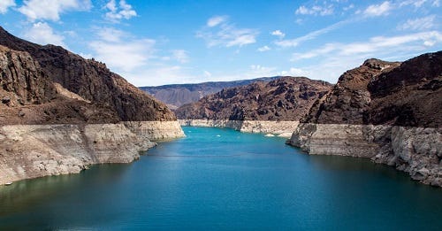 Lake Mead bathtub rings — 2022