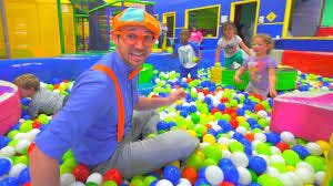 Learn Colors and Learn Shapes with Blippi | Educational Indoor Play Place -  YouTube