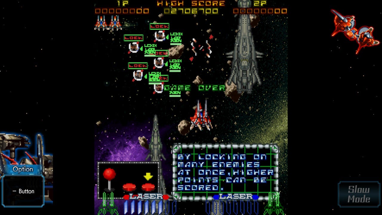 A screenshot from the tutorial, that shows your ship targeting enemies beneath it, with the explanation of "By locking on many enemies at once, higher points can be scored."