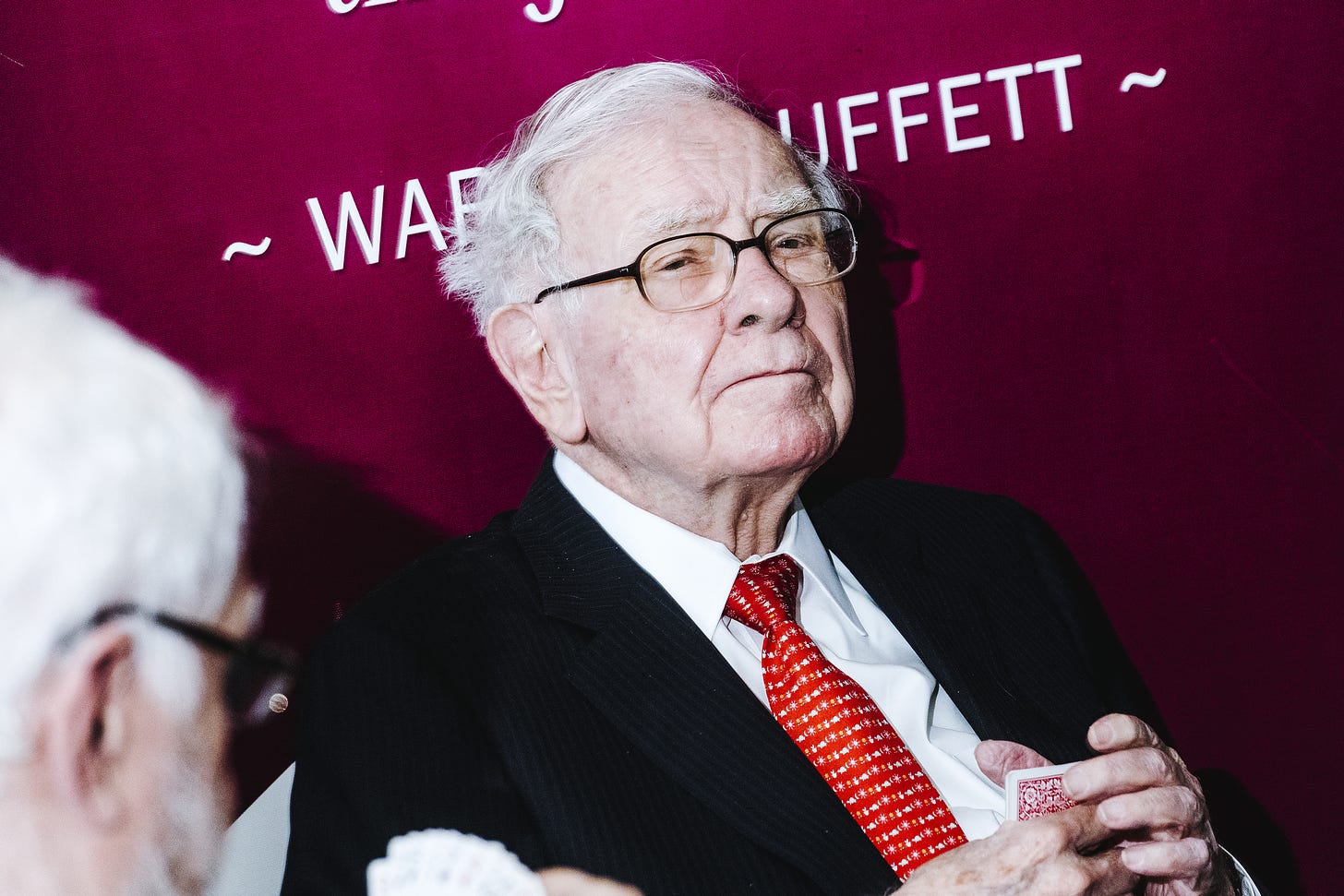 Years after calling Bitcoin &#39;rat poison,&#39; Warren Buffett just invested $1  billion in a crypto-friendly bank | Fortune