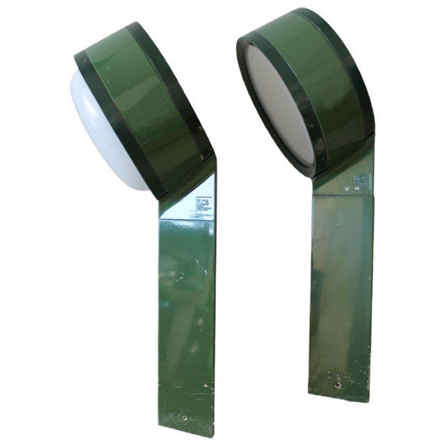 Italian Tamburo Green Outdoor Lighting Fixture by Tobia Scarpa for Flos For Sale