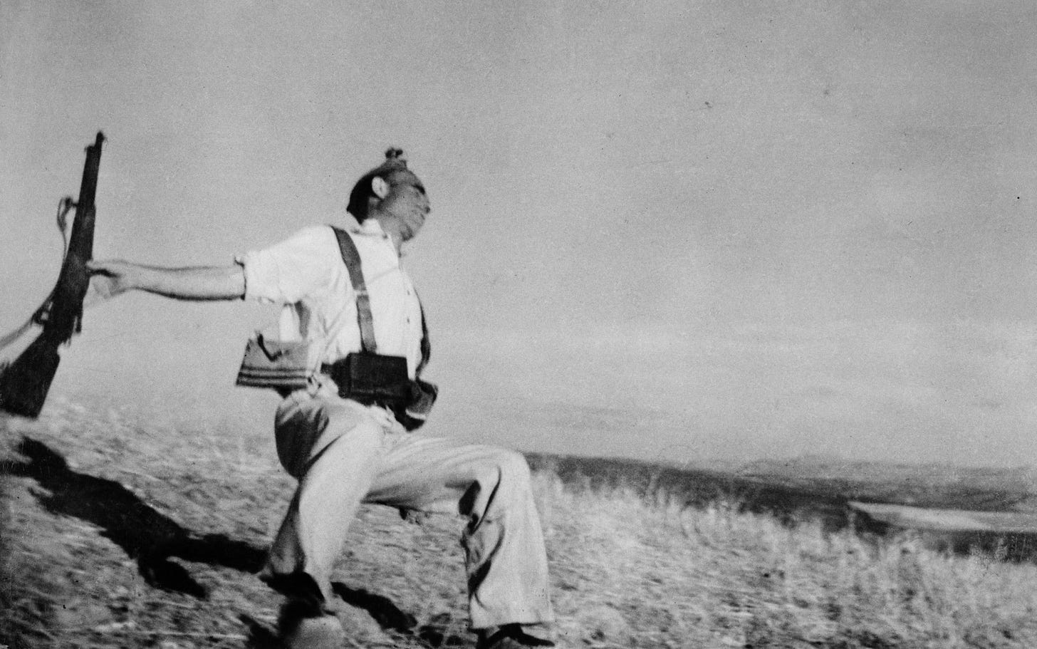Robert Capa&amp;#39;s famed Spanish Civil War photo &amp;#39;may have been staged&amp;#39;