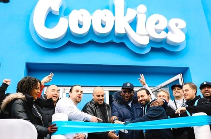 Deadline Detroit | Gallery: Berner greets rap and weed fans at new 'Cookies'  dispo on 8 Mile in Detroit