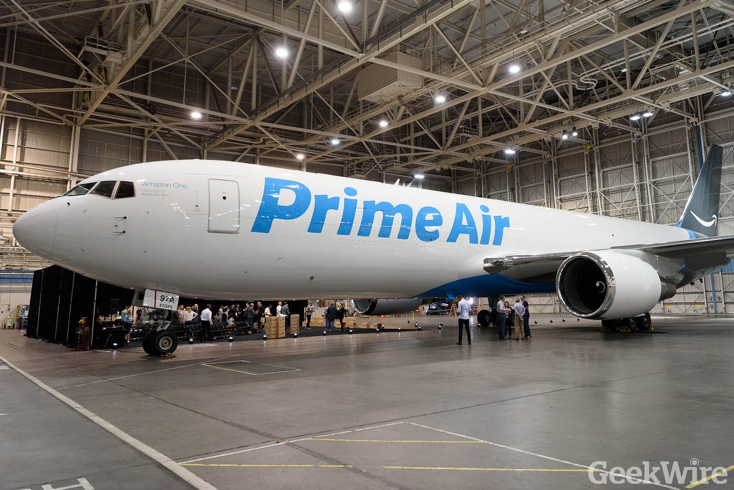 Amazon Prime airplane debuts after secret night flight - GeekWire
