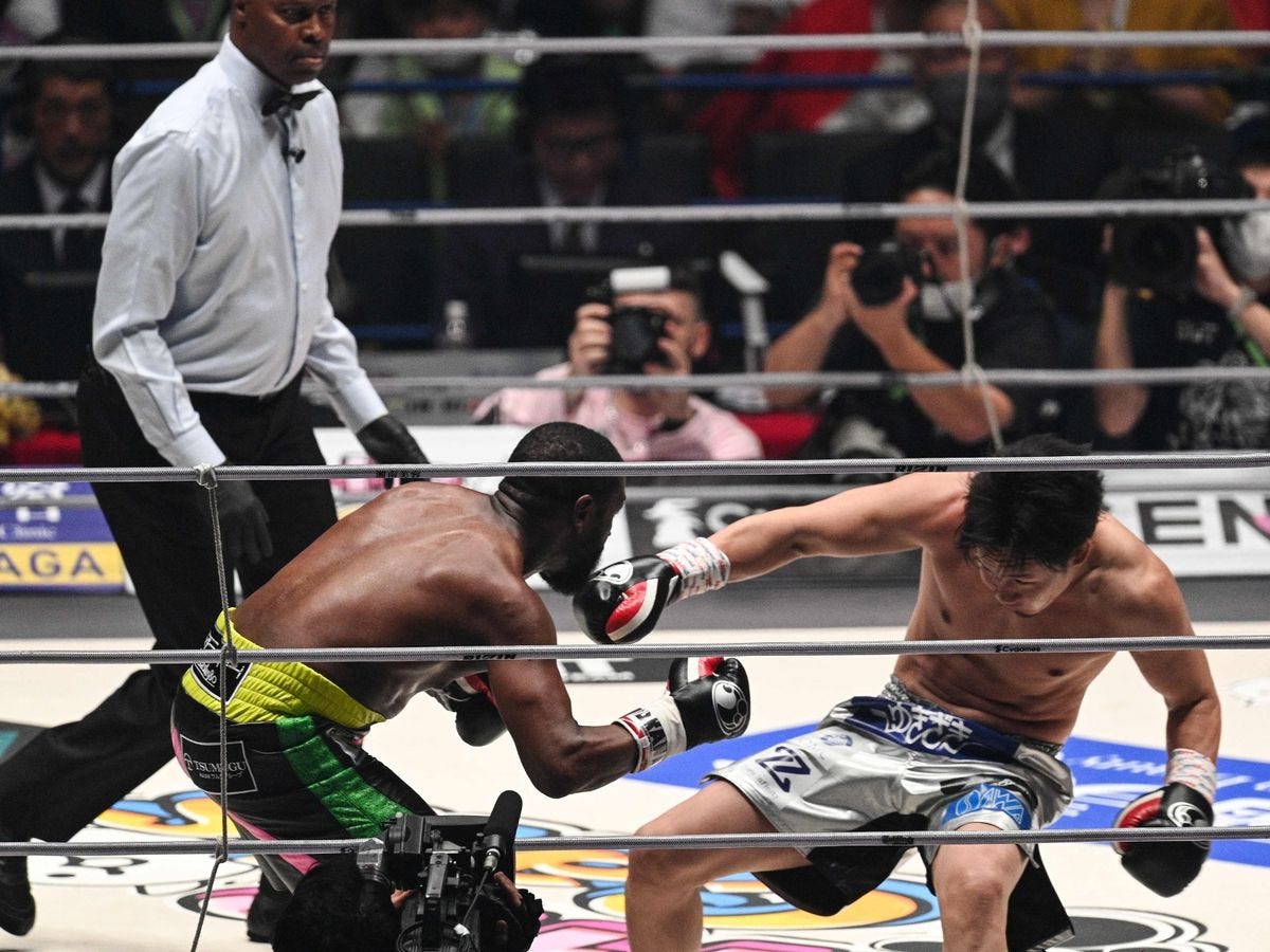 Floyd Mayweather KOs MMA star Mikuru Asakura in second round of exhibition  fight - Mirror Online