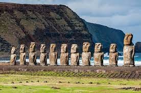 Statue Moai Ile De Paques Banque d'images et photos libres de droit - iStock