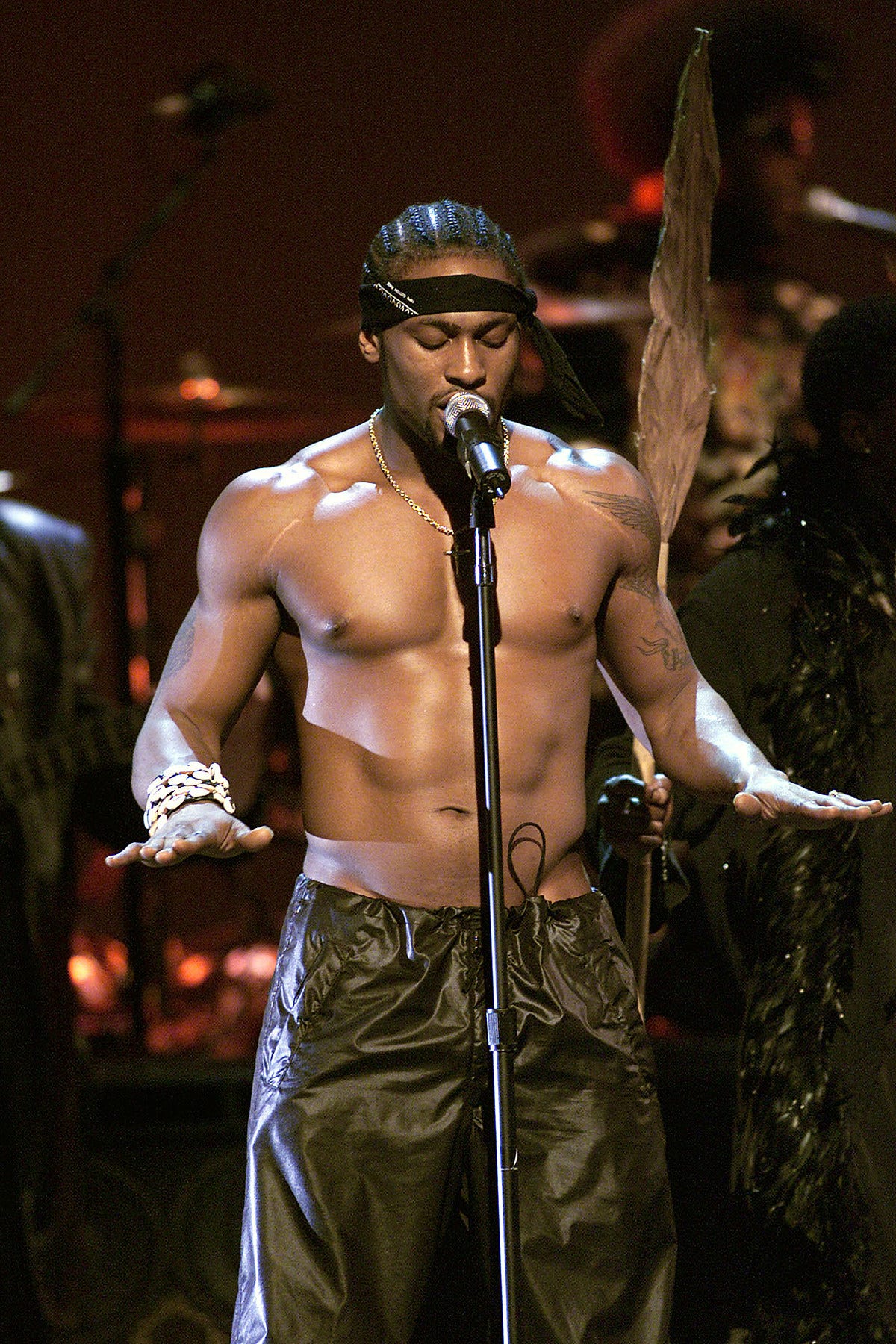 D'Angelo To Pay Tribute To James Brown — Tha Wire [VIDEO]