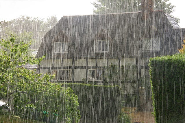 Mead Cottage in torrential rain © Hugh Chevallier cc-by-sa/2.0 ...