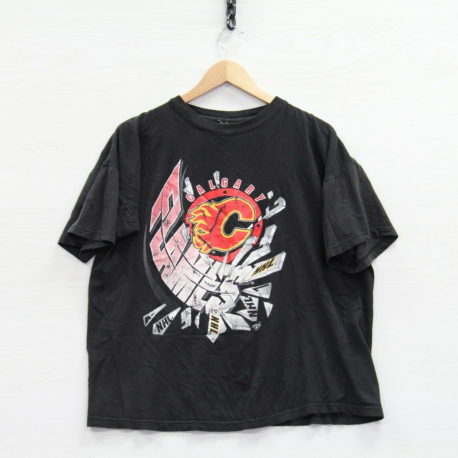 Image 1 - Vintage Calgary Flames Ravens T-Shirt Size Large Black 90s NHL 