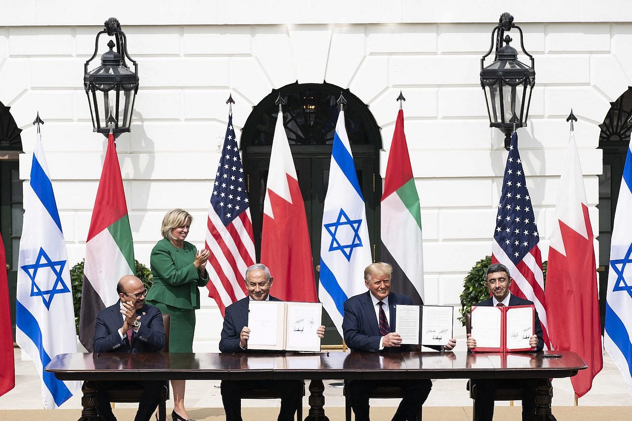 U.S. President Donald Trump, Minister of Foreign Affairs of Bahrain Dr. Abdullatif bin Rashid Al-Zayani, Israeli Prime Minister Benjamin Netanyahu and Minister of Foreign Affairs for the United Arab Emirates Abdullah bin Zayed Al Nahyan participate in the signing of the Abraham Accords Tuesday, Sept. 15, 2020, on the South Lawn of the White House. (Official White House photo by Shealah Craighead)
