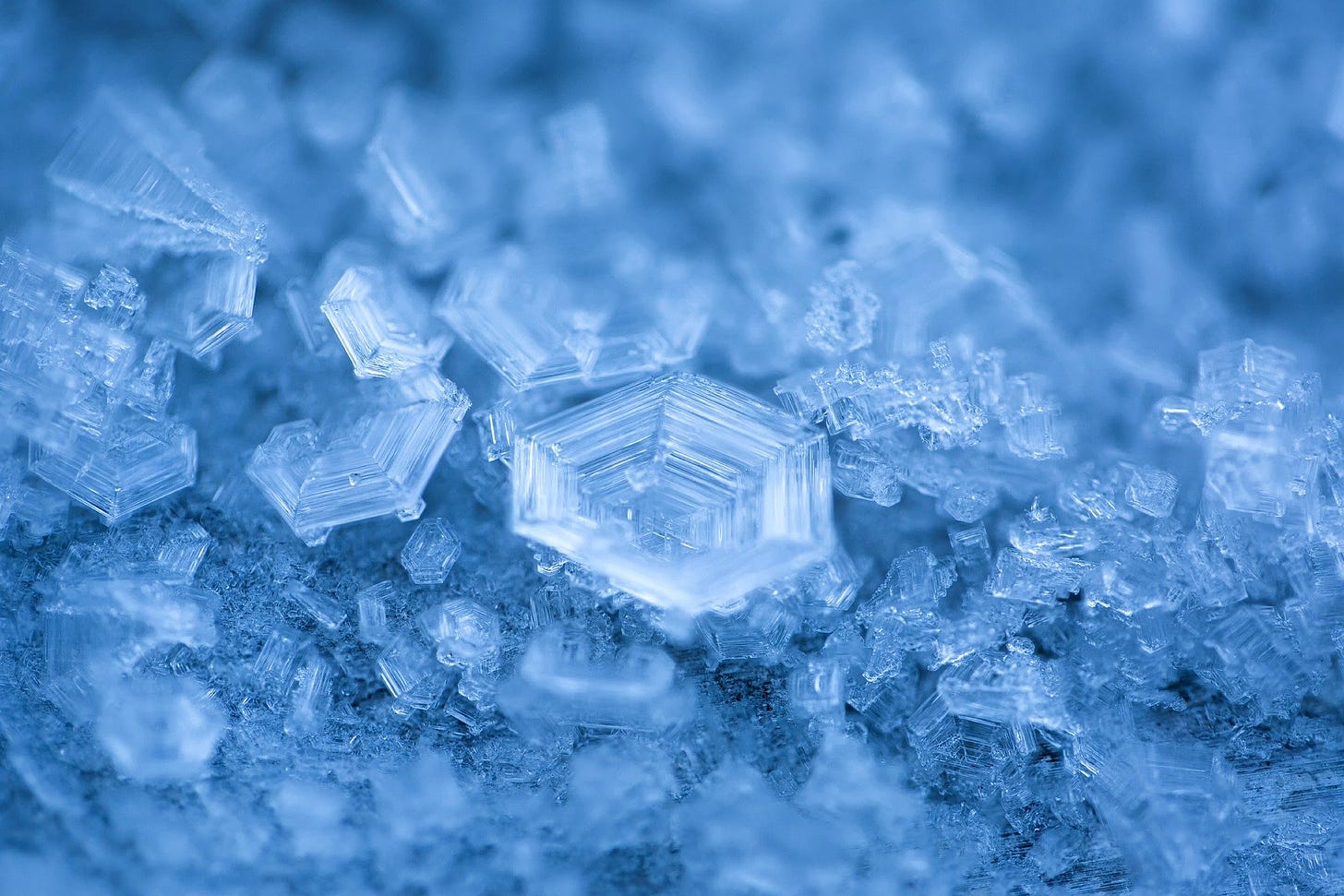 Blue ice crystals