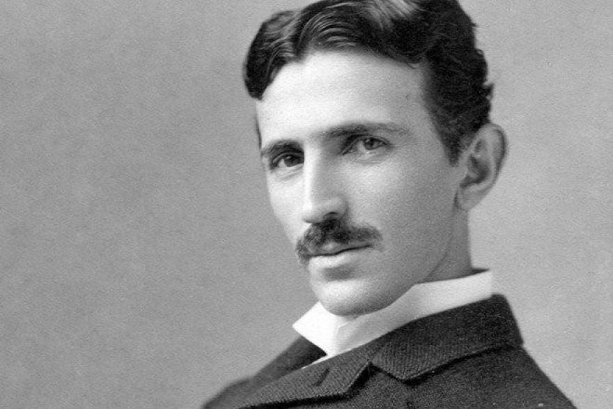 Nikola Tesla. Dziecko Światła - biografia | IVITER