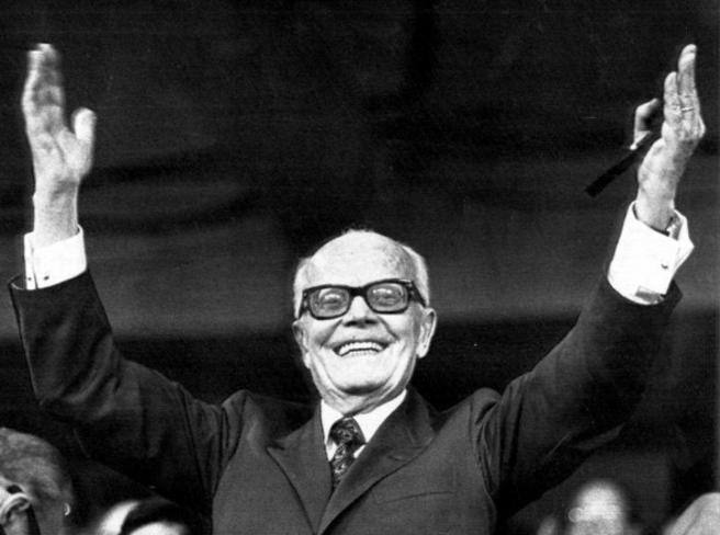 Pablito, Pertini e il Mondiale 1982: quando scoprimmo la felicità-  Corriere.it