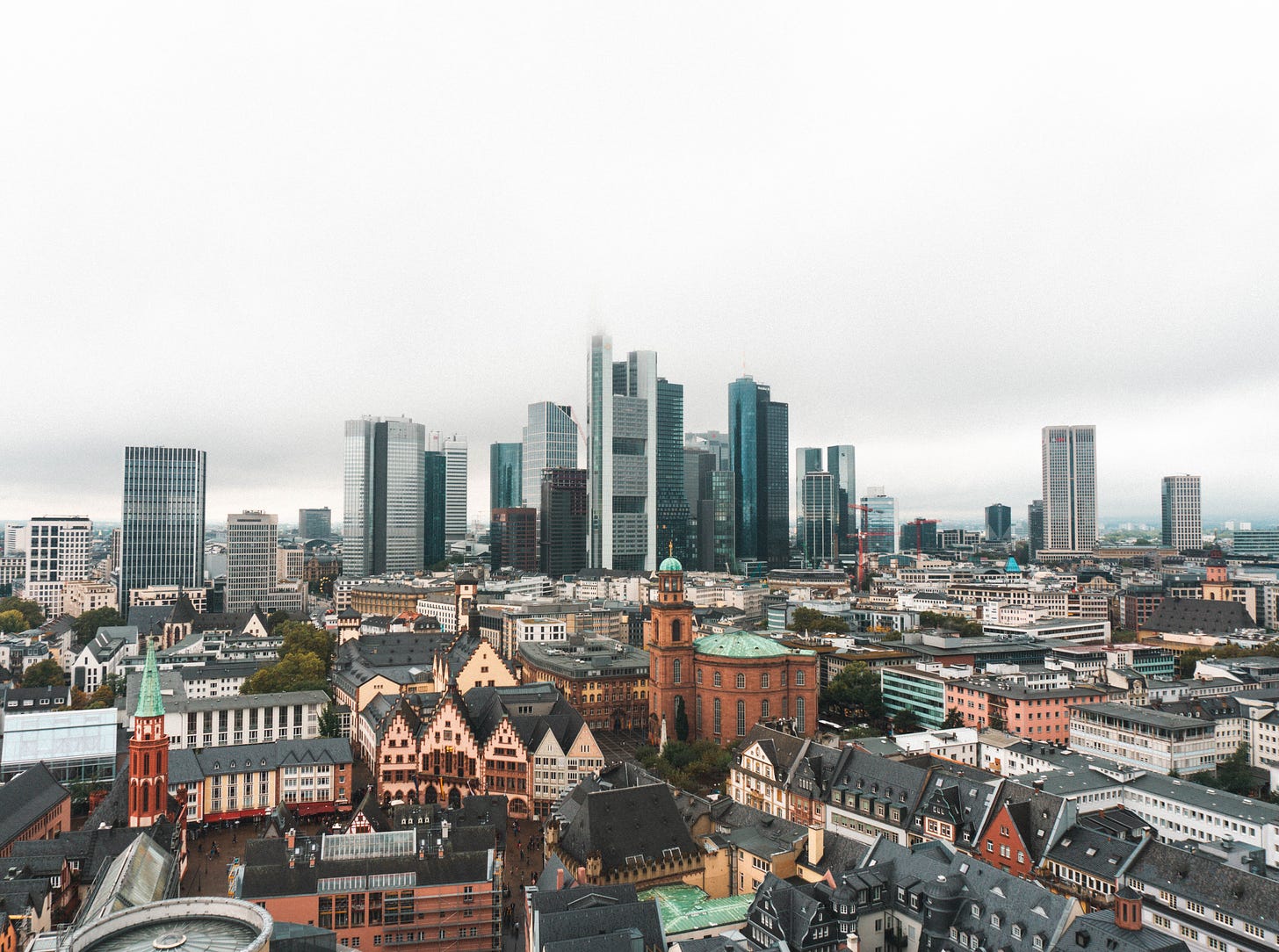 Frankfurt skyline. Photo by Lukas D. on Unsplash