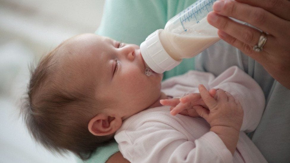 US faces baby formula 'crisis' as shortage worsens - BBC News