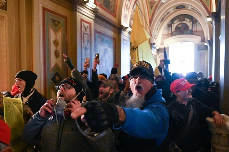 Twitter reacts after violent pro-Trump mob breaches U.S. Capitol - Chicago  Tribune