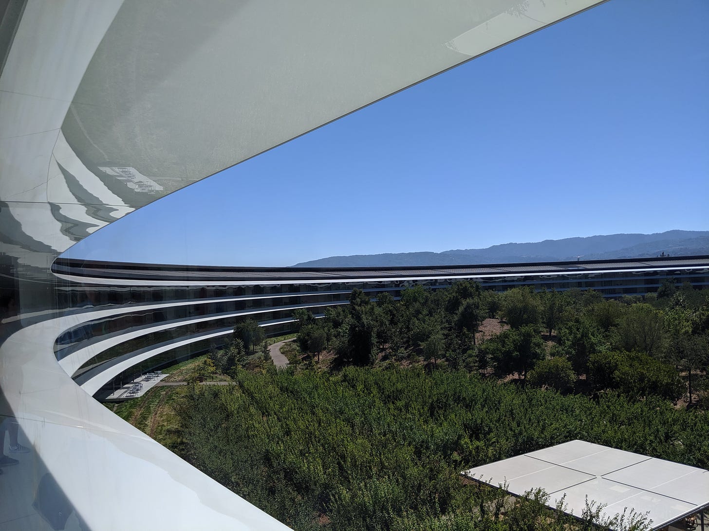CC-BY licensed photo of Apple Park by Travis Wise at https://www.flickr.com/photos/94599716@N06/48562854336