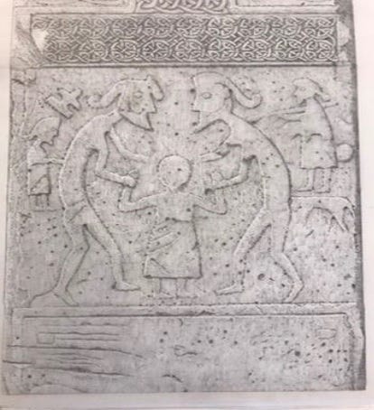 Drawing of the inauguration scene on the west face of Sueno's Stone. Two tall figures bend over a smaller figure, each holding one hand of the smaller figure. In the background are two smaller figures and what looks like a dog.
