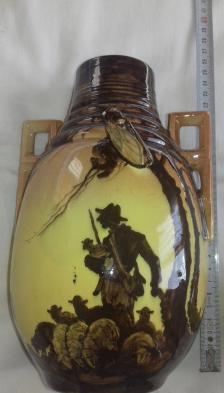 G. Ferry, Shepherd in Provence, vase with applied cicadas, 24 cm, Le Bon Coin, Digne, 2021.