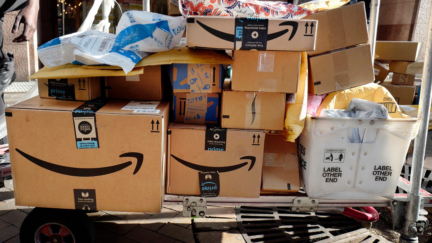 What slowdown? Amazon seeks to hire 33,000 people | WAVY.com