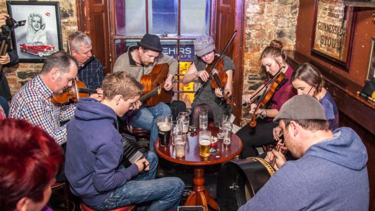 Session music in a pub