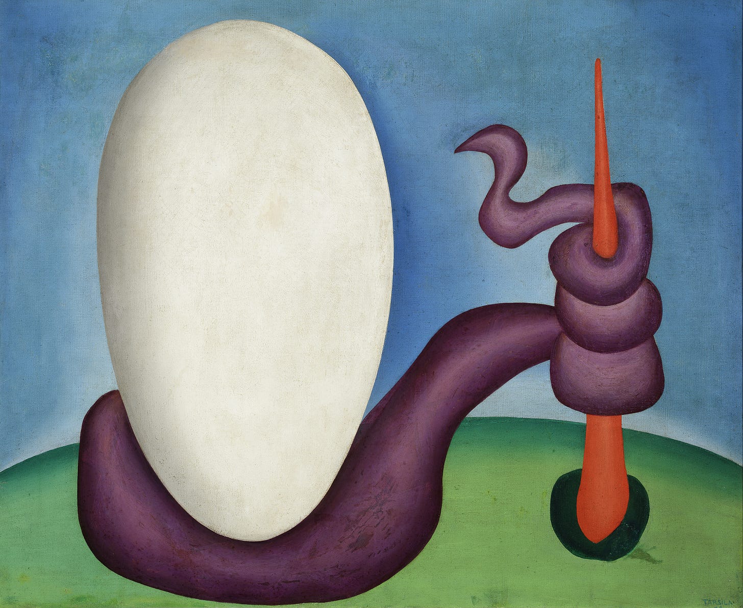 pintura que mostra um fundo azul com um chão verde cortando o horizonte como o topo de uma colina e um ovo enorme em cima, com a base enrolada por uma cobra cuja outra ponta do corpo enlaça um bastão vermelho