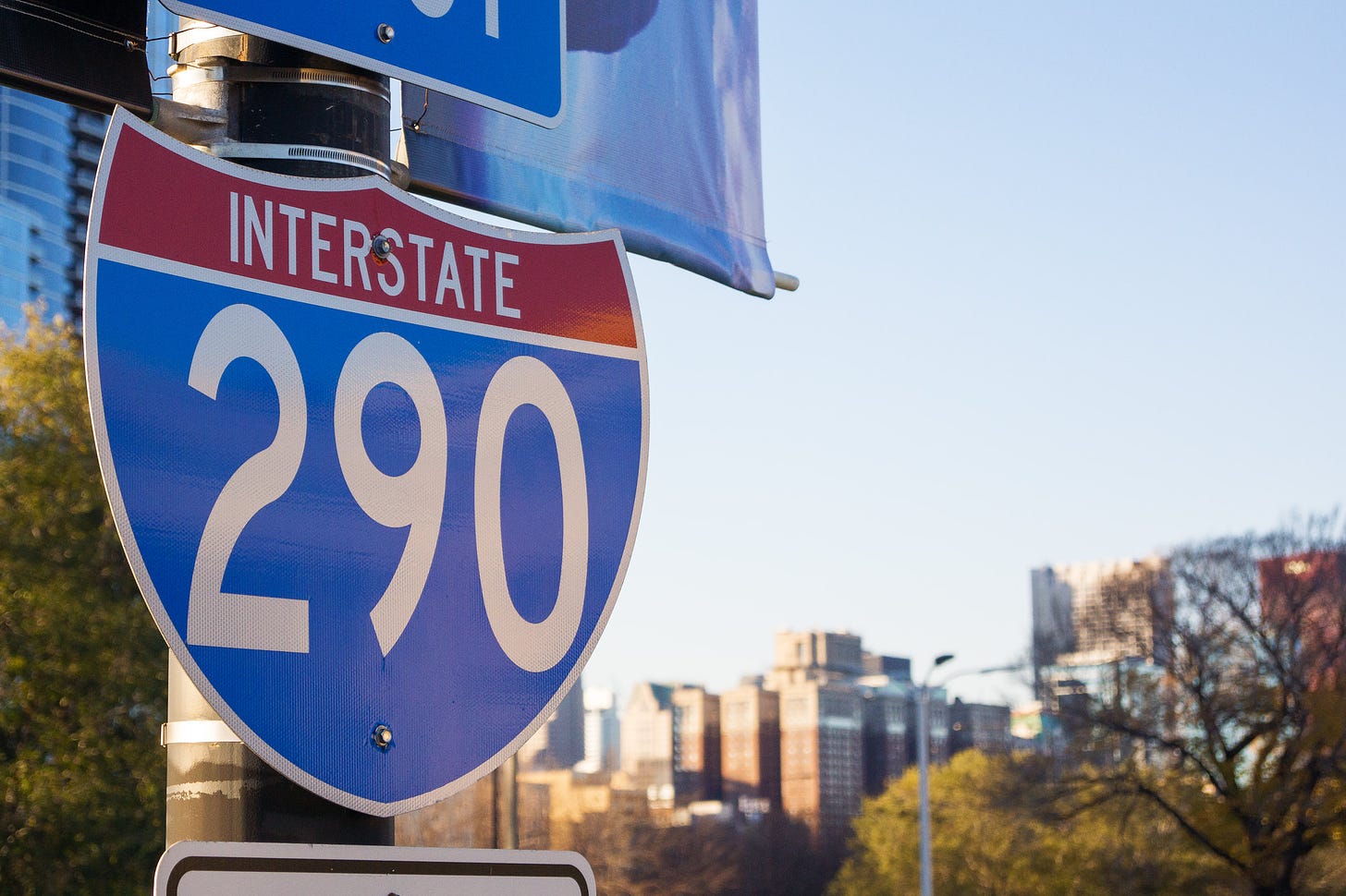 Interstate 290 sign