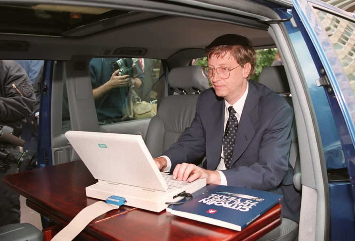 How Bill Gates described the internet to David Letterman in 1995