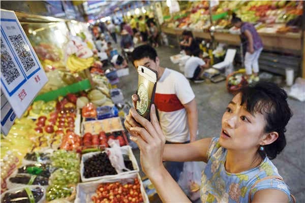 Cashless trend takes hold in China