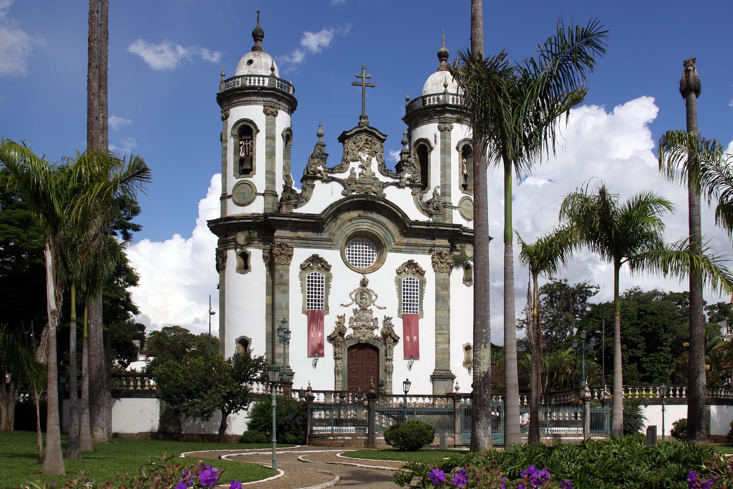 Ficheiro:Igreja de São Francisco de Assis em São João del-Rei - Fachada.jpg  – Wikipédia, a enciclopédia livre