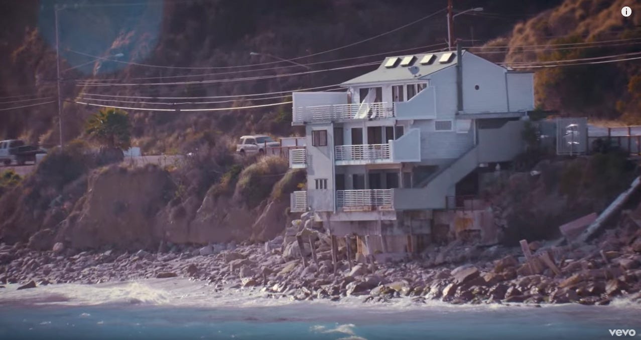 Lana del Rey - High by the Beach
Jake Nava. 2015
Beach house
19562 Pacific Coast Hwy, Malibu, CA 90265, USA
See in map
See video